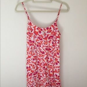 Hibiscus tropical sundress by Gap, WITH POCKETS!